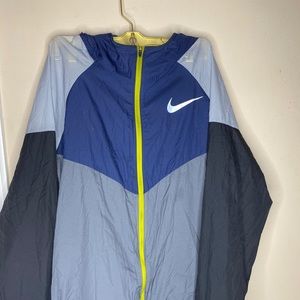 Nike windbreaker 🙀